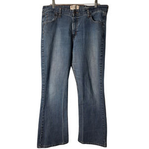 Levi Strauss Signature Women's stretch bootcut jeans